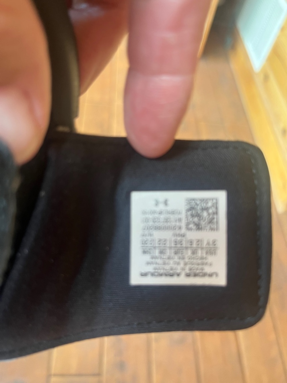 Under Armour Kids Black Slide Sandals with White Logo - 3Y - Picture 5 of 6